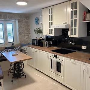Little Palmina Guest house